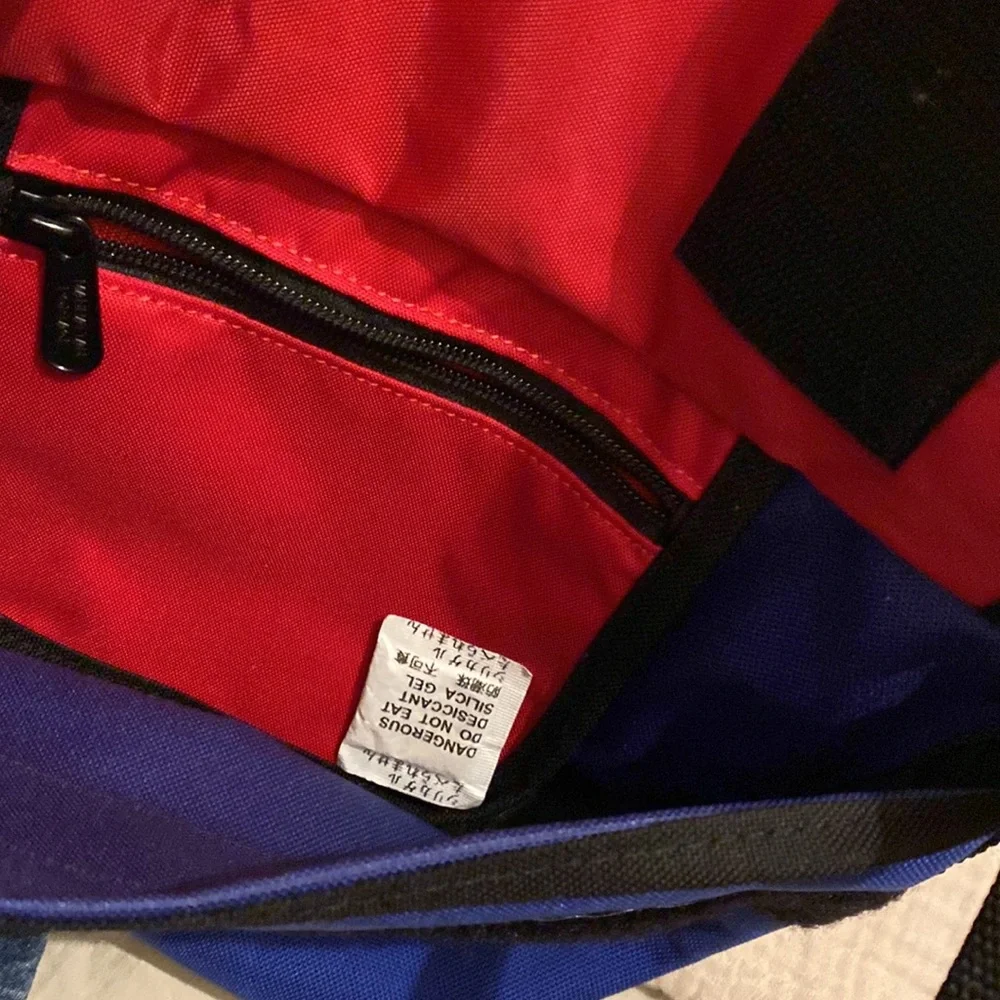 MANHATTAN PORTAGE Blue Shoulder Bag. New. No tags